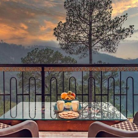 Mountain Mist Inn I Serviced Apt I Open Air Lawn & Rooftop I Bonfire I By Exotic Stays Kasauli Bagian luar foto